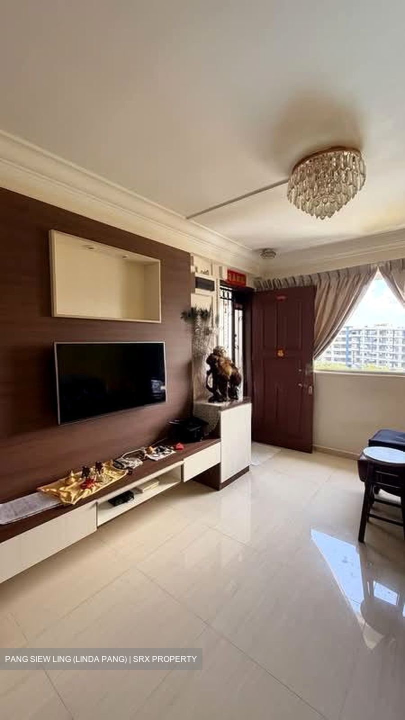 Blk 213 Bukit Batok Street 21 (Bukit Batok), HDB 4 Rooms #535521001